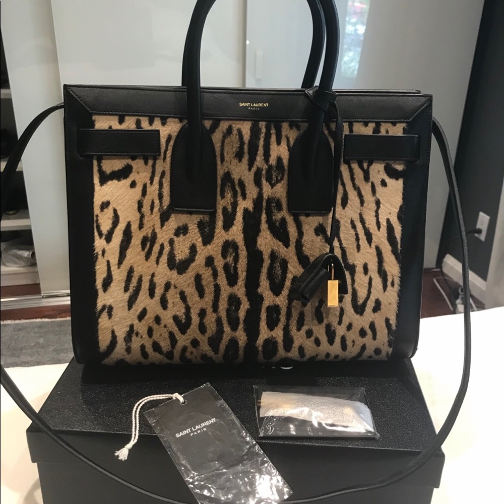 ysl saint laurent sac du jour leopard calfskin